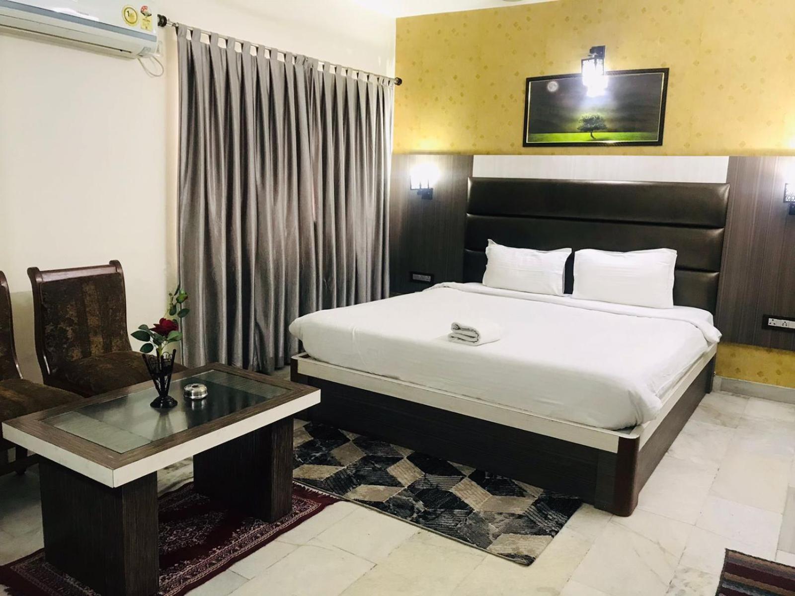 Pallavi International Kolkata Luaran gambar